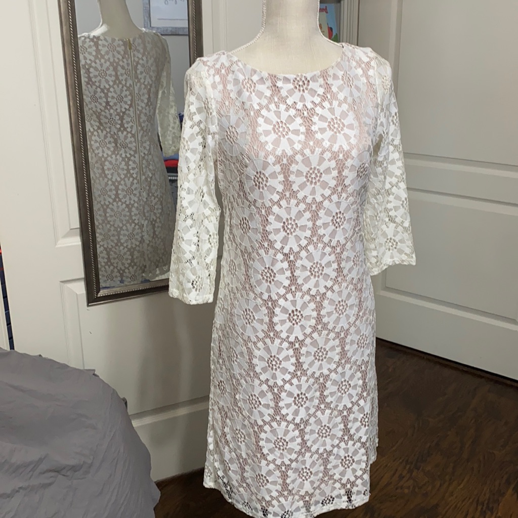 Vince Camuto- Size 4 - White Lace Dress
